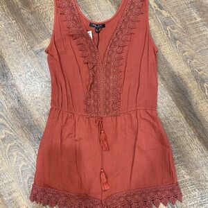 Rust Sleeveless Lace Trim Romper